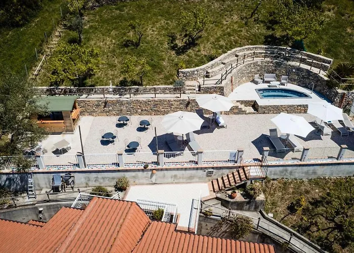 Апарт-отель Santa Sofia 4*