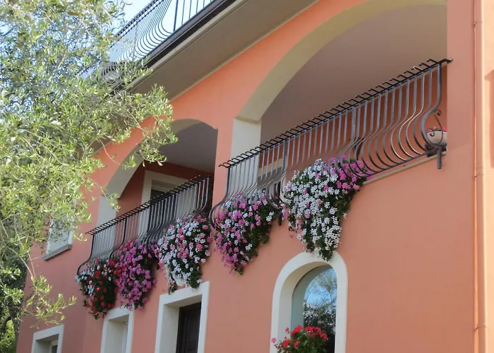 Апарт-отель Santa Sofia 4*